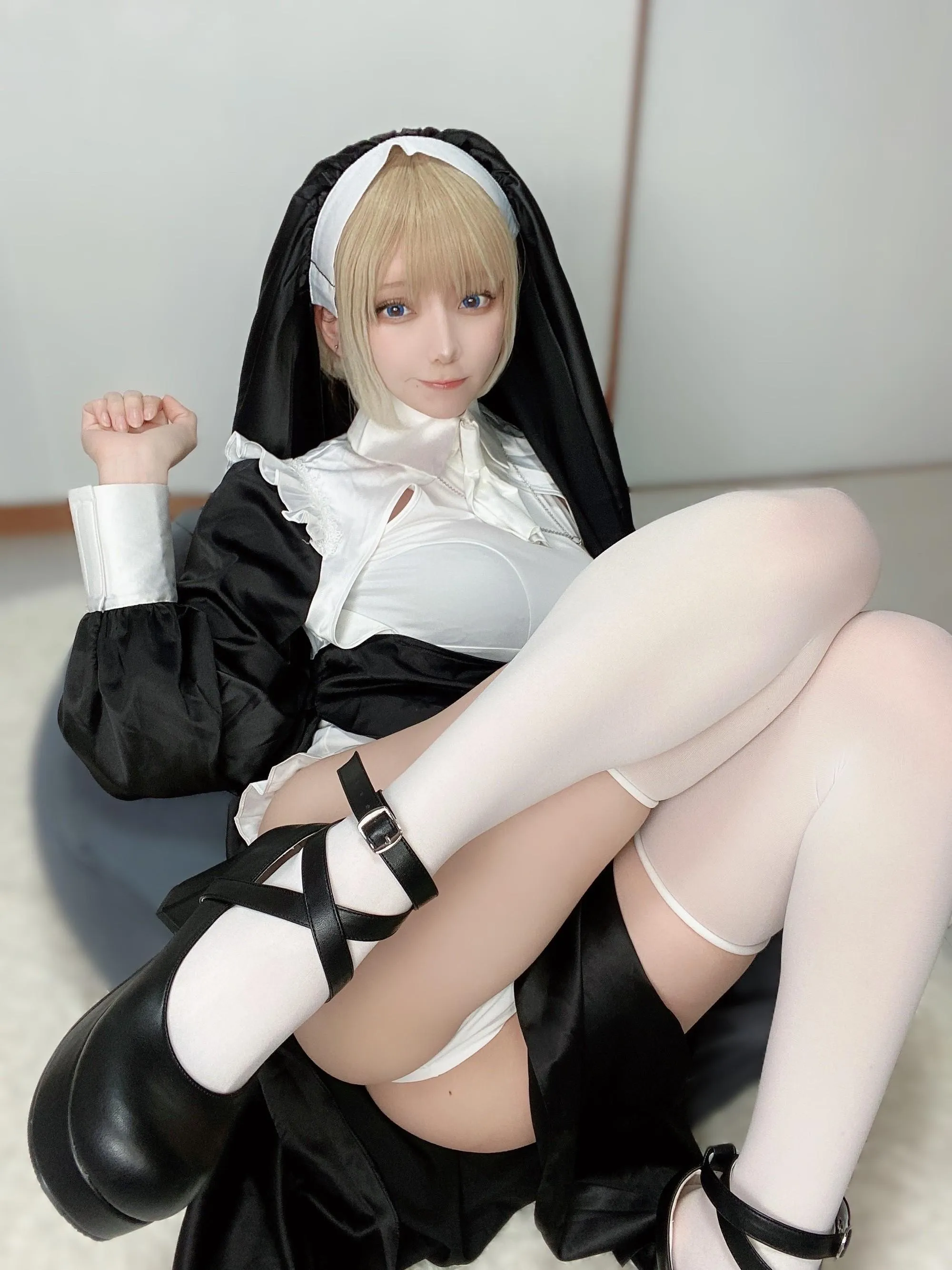 かさぎkasagi – NO.004 Fantia 2022-06月会员订阅-2022-06-17 念願のスリットシスター [33P]插图4